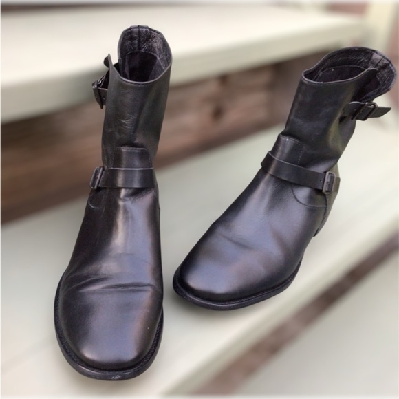 UGG Other - UGG Fletcher Black Leather Water-resistant Ankle Booties Boots Size 12 Womens